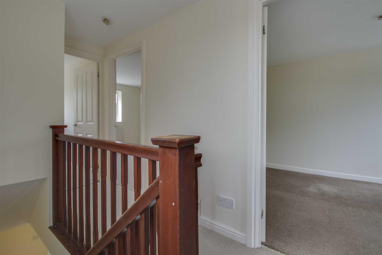 Beckinsale Grove, Crownhill, Milton Keynes